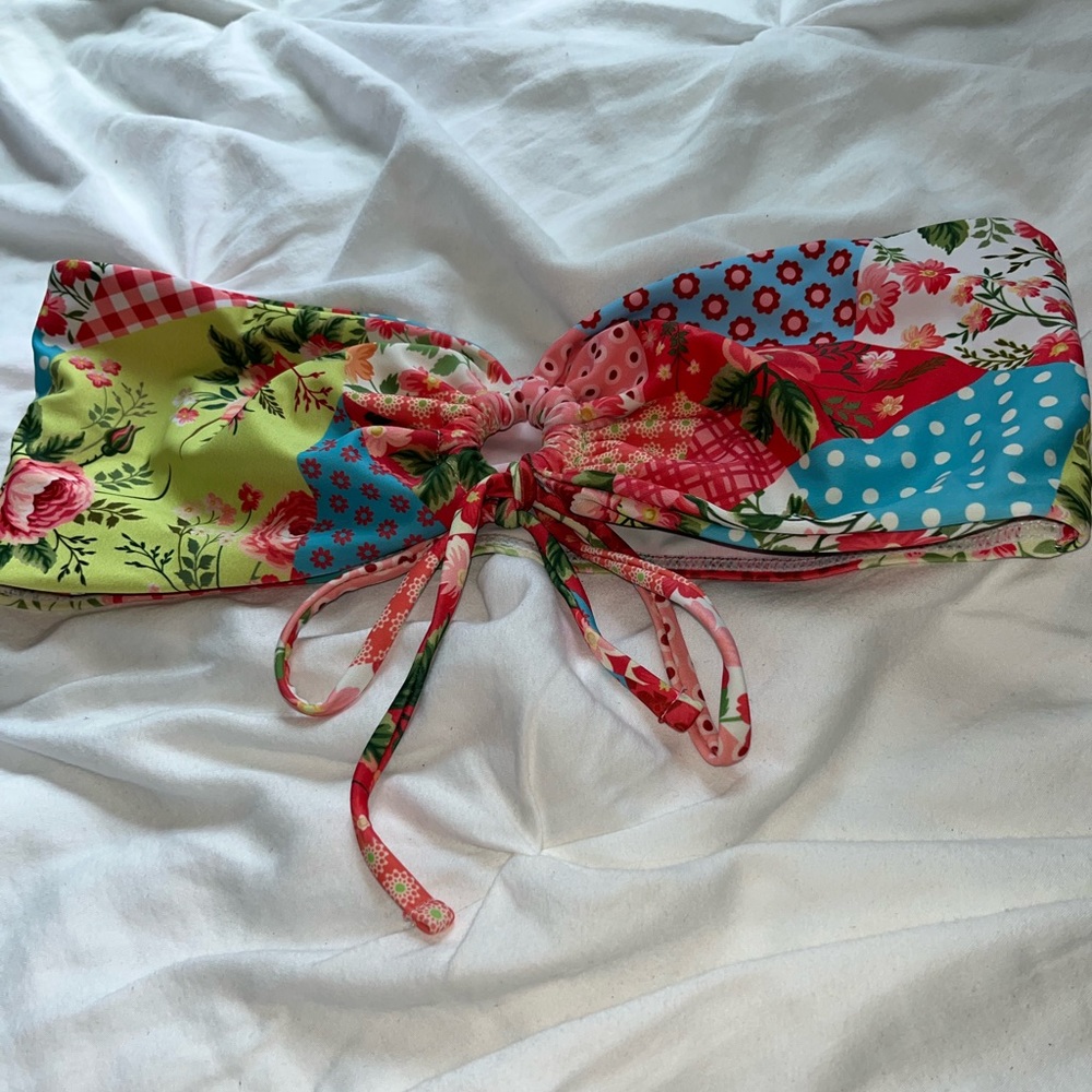 SOLD super cute patterned bandeau bikini top size medium